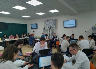 Informatică,robotică și invenții în Clasa Viitorului