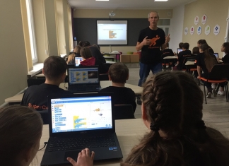 Coding pentru şi în Viitor