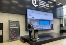 Profesorii din toată țara sunt invitați să se înscrie la ediția a V-a a concursului „Profesorul – Ambasador Digital”